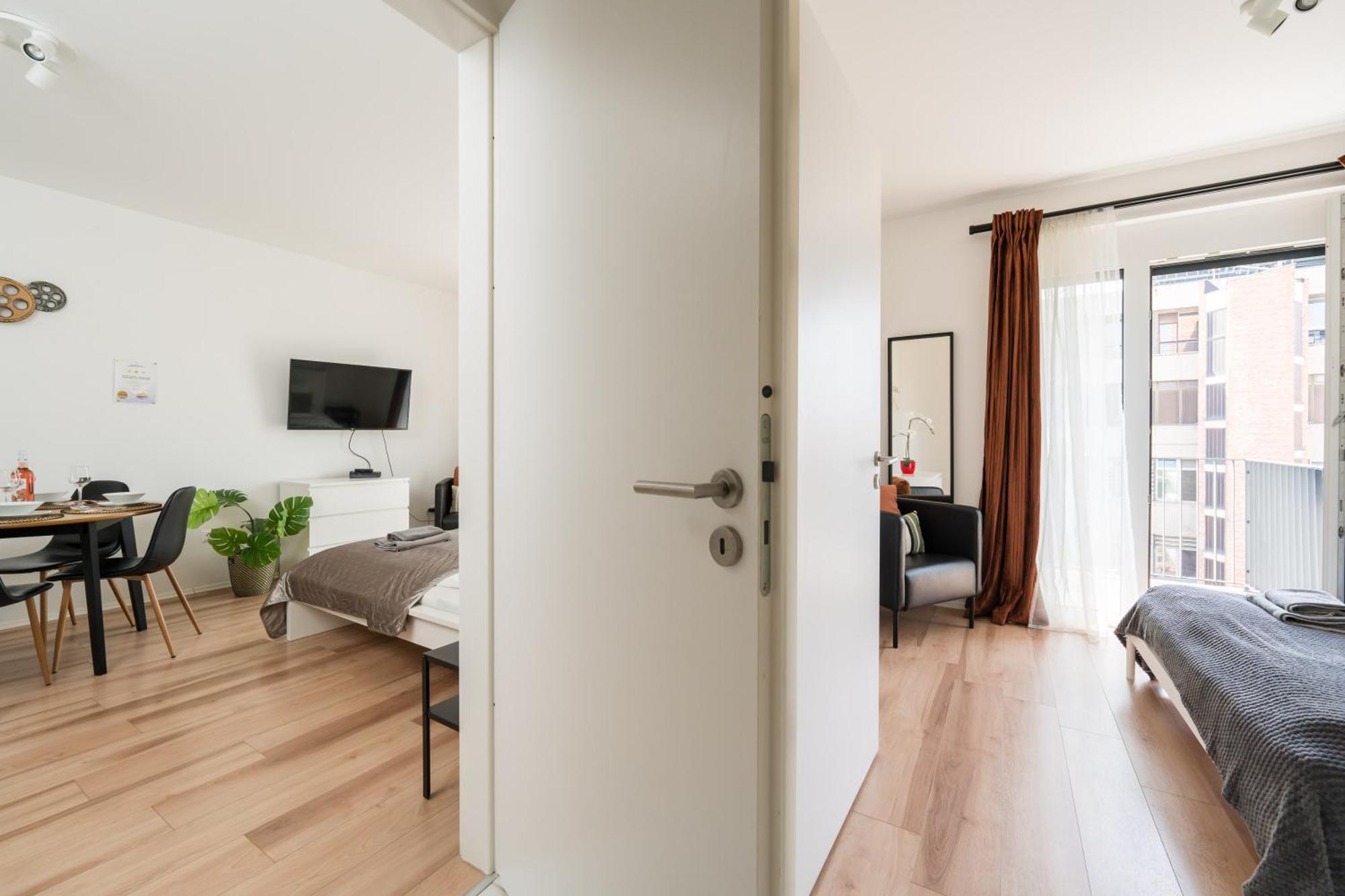 Brand New Modern Apartment-2 Rooms-Balcony-Garage Budapest Esterno foto