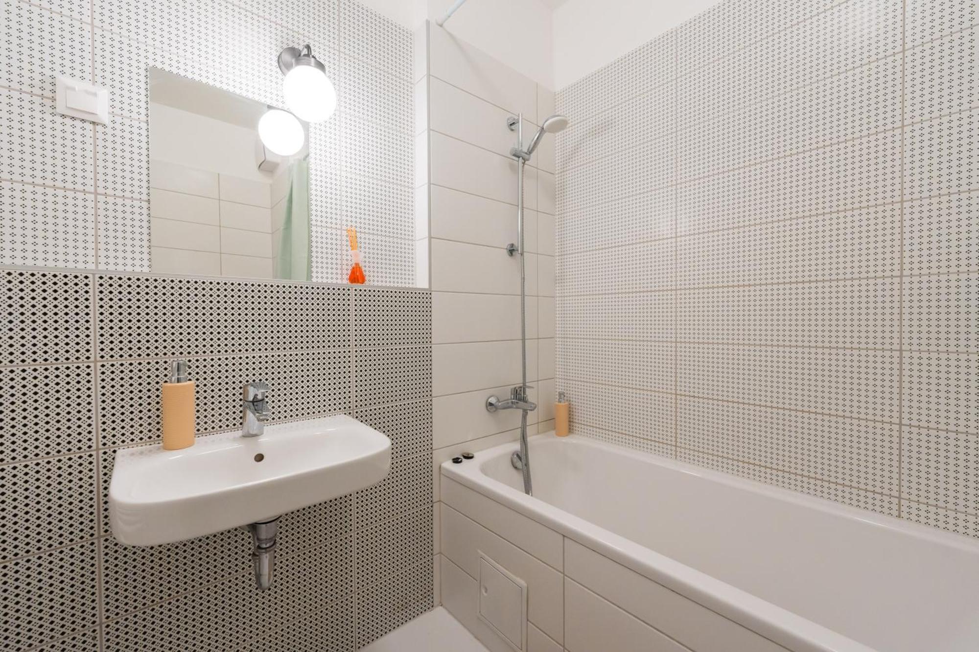 Brand New Modern Apartment-2 Rooms-Balcony-Garage Budapest Esterno foto
